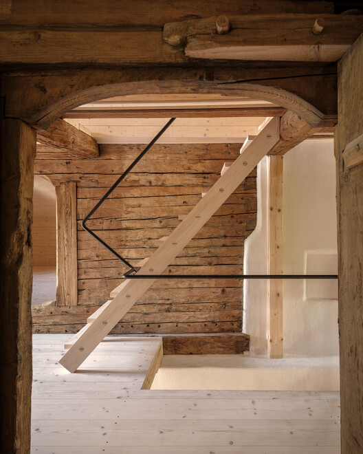 Techo elevado / casas en Maximilian Hartinger Architekt - Imagen 4 de 27