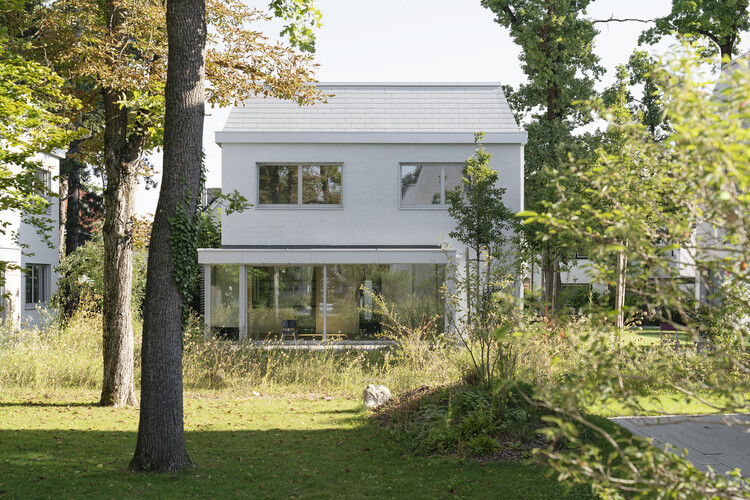 Modular Timber Residential Quarter Am Rathausplatz / kontektum architektur + Boschmann + Feth Architekten - Exterior Photography, Sustainability, Garden