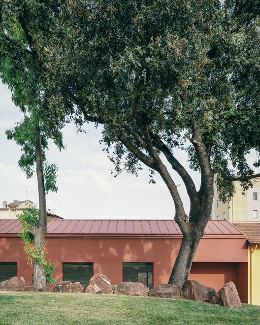 M. Sironi Academy of Fine Arts / LERUA Studio - Exterior Photography