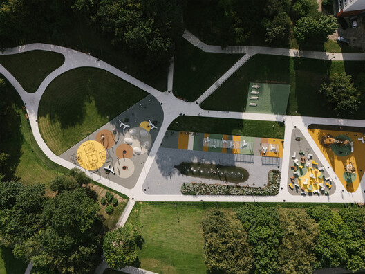 Kovo 11 Park / Inout.designstudio - Image 24 of 26