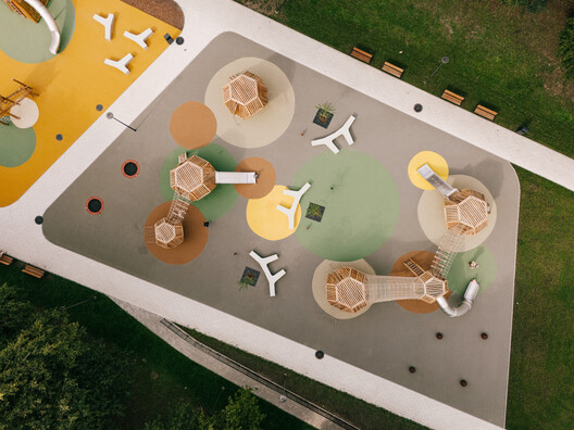 Kovo 11 Park / Inout.designstudio - Image 7 of 26