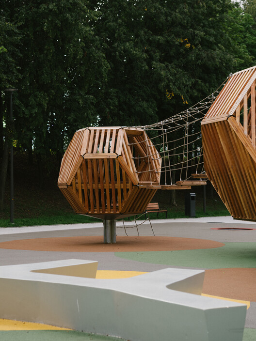 Kovo 11 Park / Inout.designstudio - Image 12 of 26