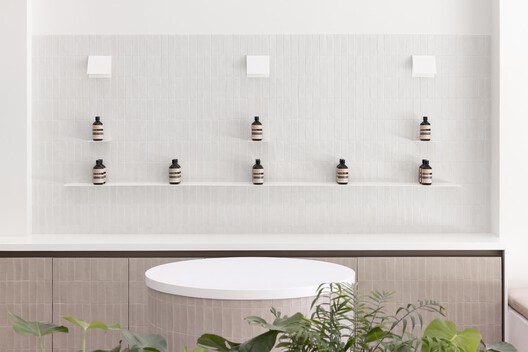 Vedalia Salon / Nysa Vedalia Salon / Nysa - Image 8 of 19