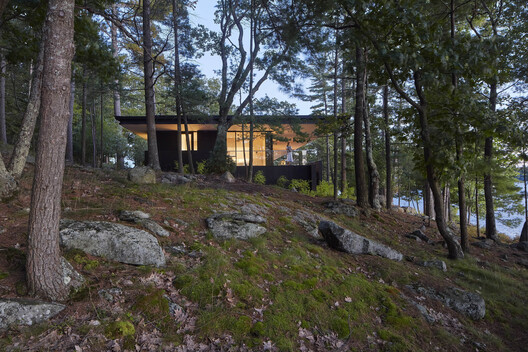 Chalé Sagamore North / Akb Architects - Fotografia de Exterior, Floresta