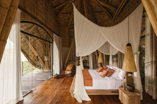 Residência Belalu Dome / Pablo Luna Studio - Imagem 11 de 17