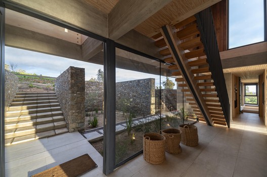 Casa D12 / PAR Arquitectos - Fotografía interior, Madera, Escaleras, Concreto, Fijación Vigas