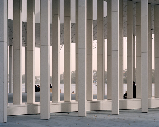 Pabellón Público Permanente / Besley & Spresser - Imagen 12 de 17