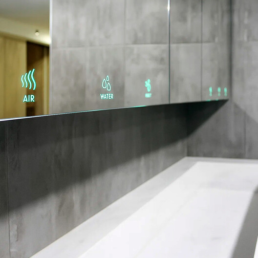 De lo funcional a lo sensorial: ¿cómo se diseña la experiencia de un baño sin contacto? - Imagen 4 de 9