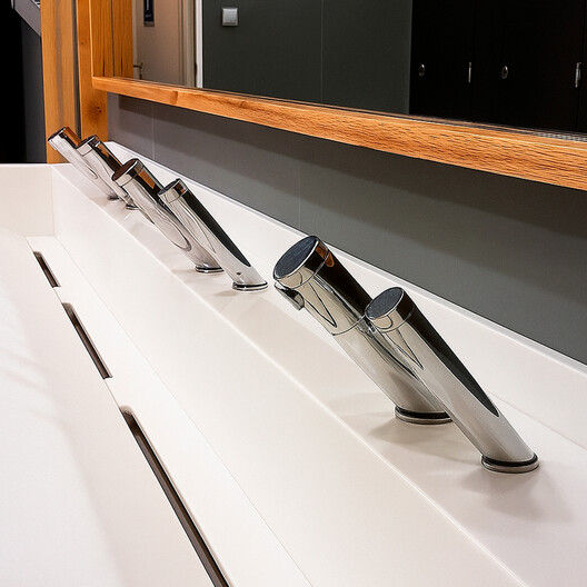 De lo funcional a lo sensorial: ¿cómo se diseña la experiencia de un baño sin contacto? - Imagen 6 de 9