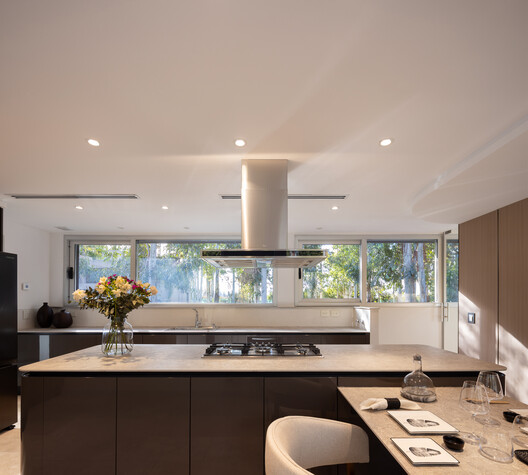 La Ballena / Brigati - Polak  Arquitectos - Fotografía interior, Cocina, Encimera, Madera, Iluminación