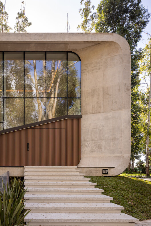 La Ballena / Brigati - Polak  Arquitectos - Fotografía exterior, Concreto