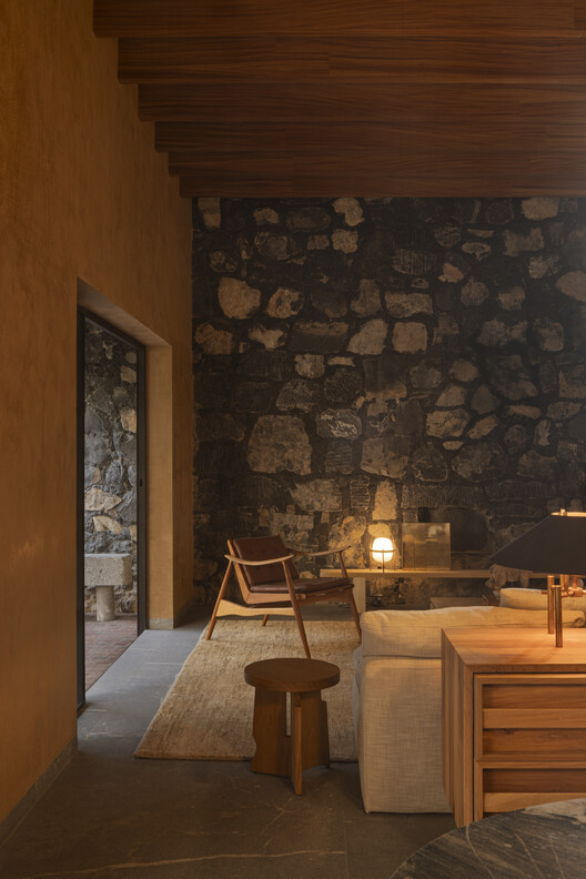 Casa Jacona  / TAAB - Fotografía interior, Madera, Concreto