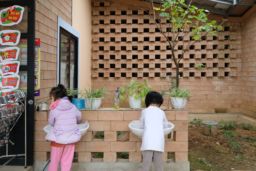 Creche Chieng Ban / 1+1>2 Architects - Fotografia de Interiores