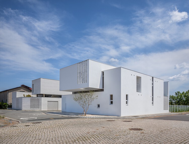 Naju White House / PLAN Architects office - Exterior Photography, Concrete, Balcony
