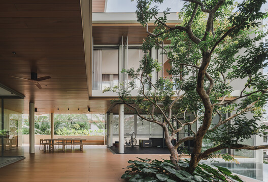 Pridi 41 House  / Anonym