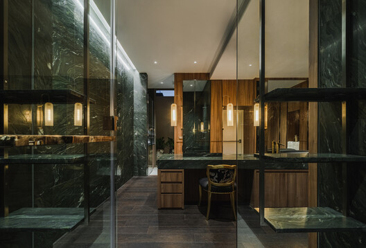 Pridi 41 House  / Anonym - Interior Photography, Kitchen, Lighting, Glass
