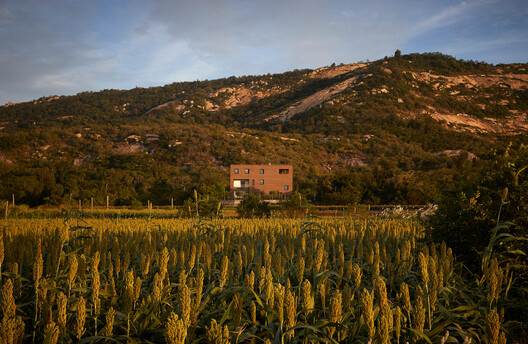 Beyond the Metropolis: Strategies for Residential Projects in the Taiwanese Countryside
