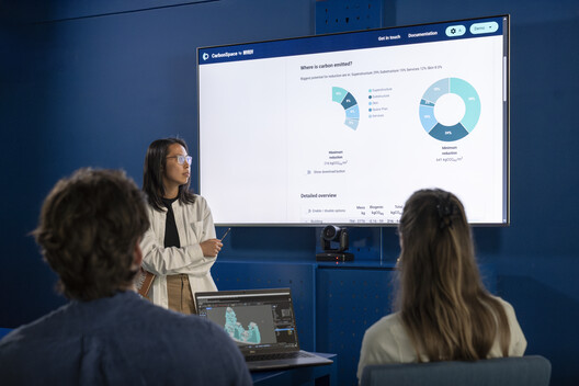 CarbonSpace: Designing with Carbon from the First Sketch - Image 14 of 24