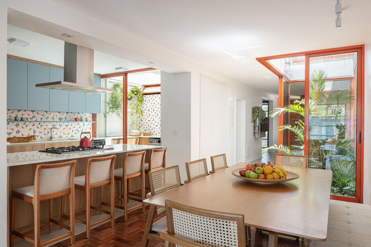 Casa FP / Estúdio Cacau - Fotografía de interiores, madera, mesas, sillas, encimeras