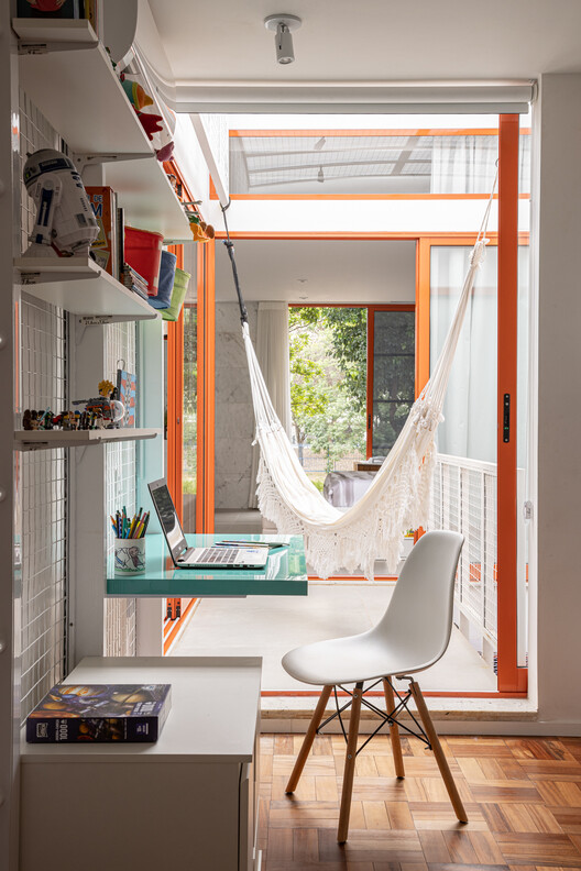 Casa FP / Estúdio Cacau - Fotografía de interiores, madera, sillas