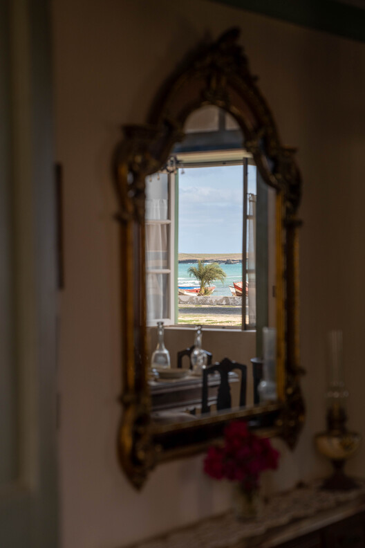 Casa Sodade / estudio treze. - Fotografía interior, Vidrio