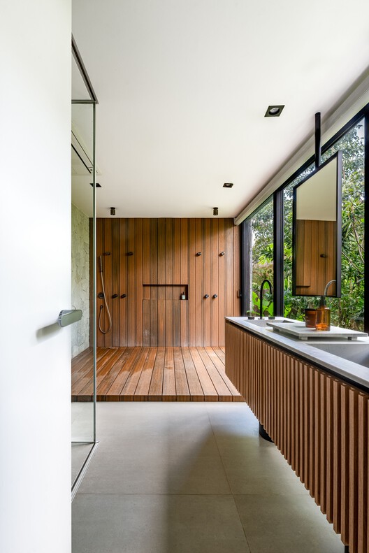 Casa Jenga / studio gm - Fotografía interior, Baño, Madera, Vidrio
