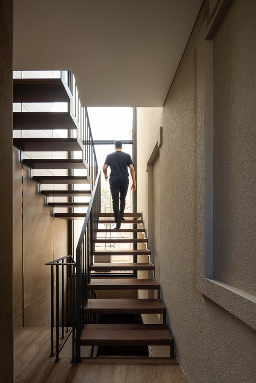 Reabilitação Poveira – Edifício FS11 / Urbanpolis – Construções e Empreendimentos, Lda - Fotografia de Interiores, Escada, Madeira, Corrimão