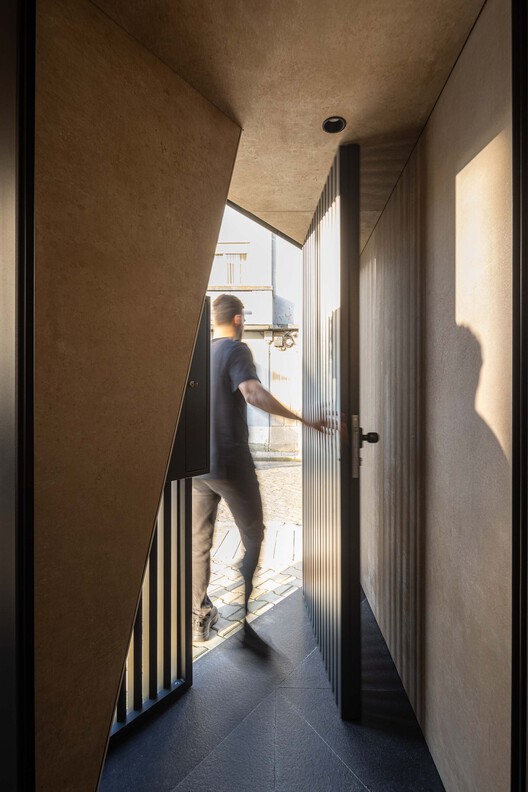 Reabilitação Poveira – Edifício FS11 / Urbanpolis – Construções e Empreendimentos, Lda - Fotografia de Interiores, Madeira