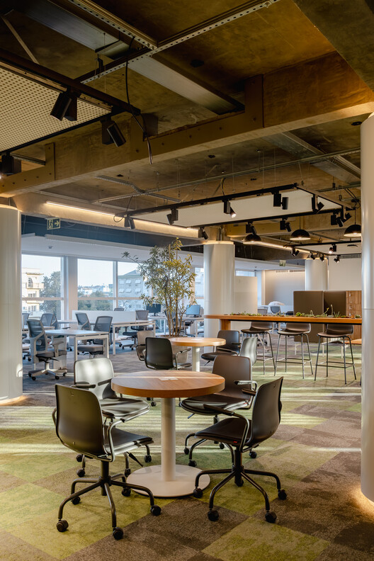 Federación Unimed / AT Arquitetura Federación Unimed / AT Arquitetura - Fotografía interior, Comedor, Sillas, Mesas, Iluminación