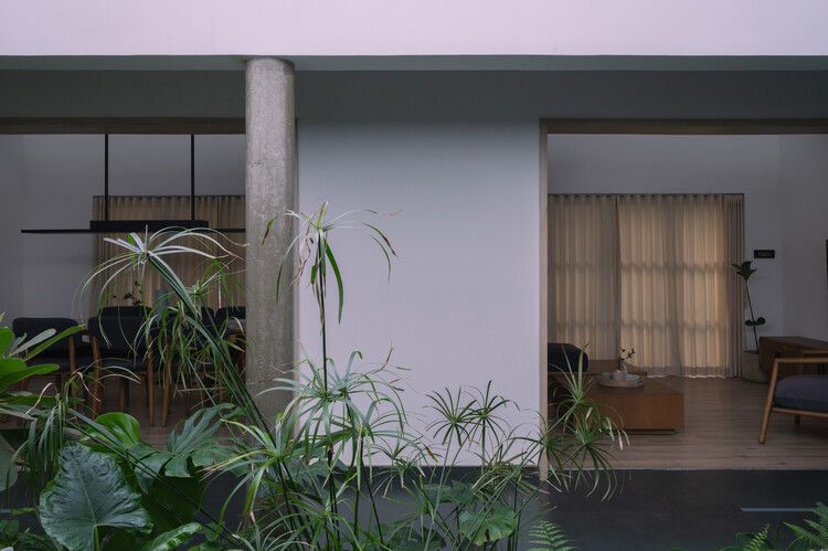 Residência Teal / Monsoon Projects - Imagem 2 de 19