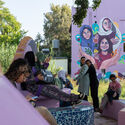 Adolescentes codiseñan y construyen sus espacios públicos en Beirut, junio de 2024. Imagen Cortesía de CatalyticAction Make Space for Girls lanza una estrategia para espacios públicos con inclusión de género - Image 1 of 4