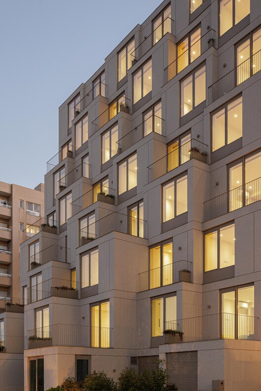 Edifício Residencial Macau Valley / Hori-zonte - Fotografia de Exterior, Balcão