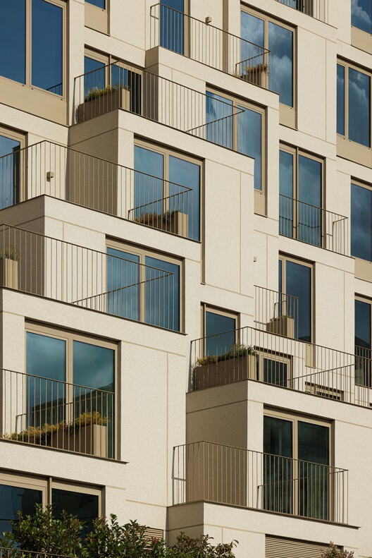 Edifício Residencial Macau Valley / Hori-zonte - Fotografia de Exterior, Balcão