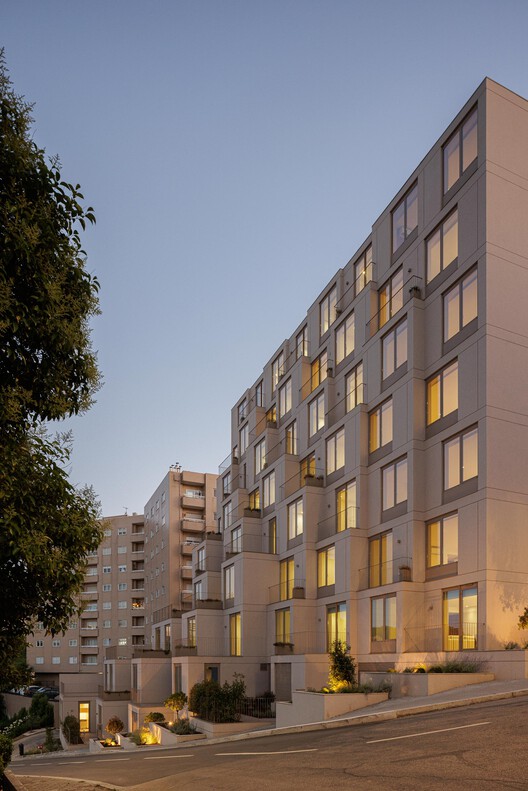 Edifício Residencial Macau Valley / Hori-zonte - Fotografia de Exterior, Balcão