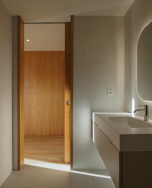 Edifício Residencial Macau Valley / Hori-zonte - Fotografia de Interiores, Banheiro, Madeira, Porta, Vidro