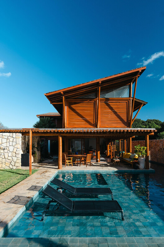 Casa TIBE / Bruno Tinoco Arquitetura - Imagem 2 de 16