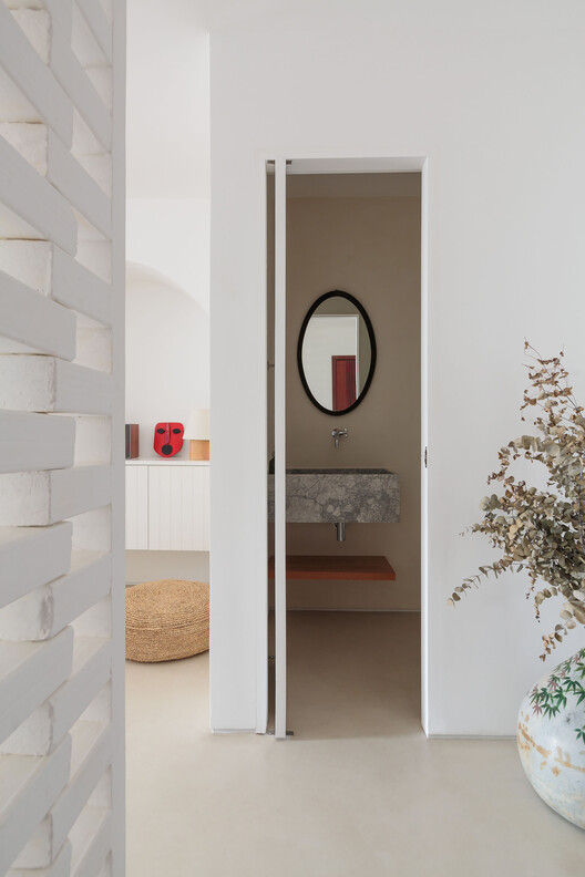 Apartamento RS / MZNO - Fotografia de Interiores, Madeira, Porta