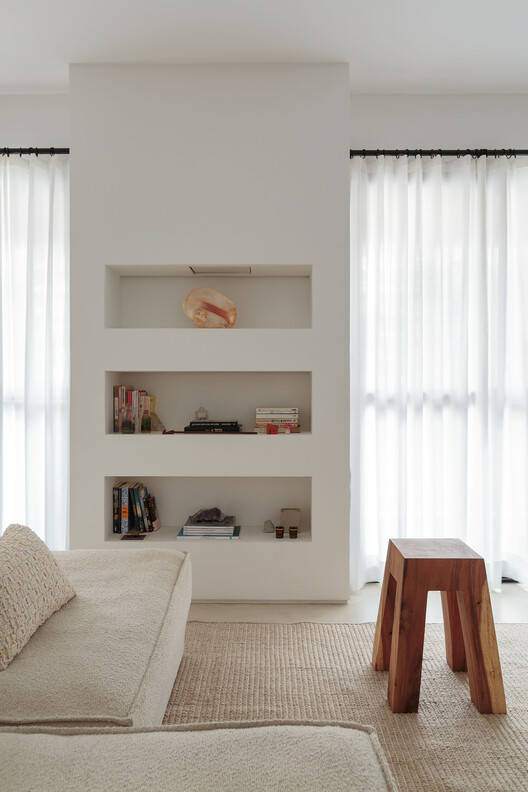 Apartamento RS / MZNO - Imagem 8 de 21