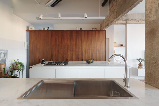 Apartamento FN / MZNO - Fotografia de Interiores, Cozinha, Bancada, Pia