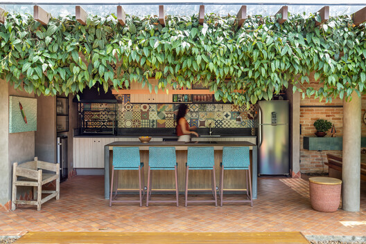 Casa Diógenes / DalArqui - Fotografia de Exterior, Madeira, Jardim, Pátio, Aido