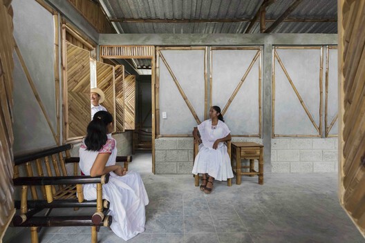 Arquitetos como mediadores: três experiências de diálogo entre comunidade, governo e empresas no sul global - Imagem 17 de 17