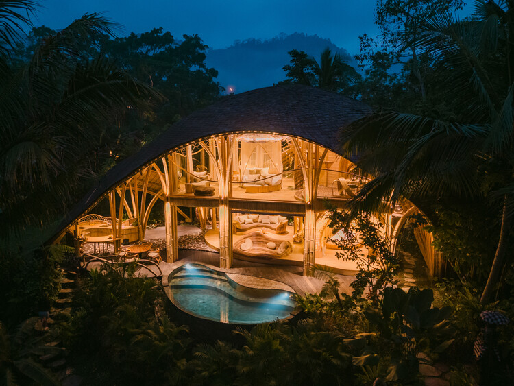 Villa Hideout Flow / Pablo Luna Studio - Imagen 18 de 24