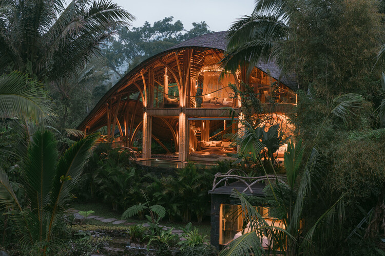 Villa Hideout Flow / Pablo Luna Studio - Imagen 16 de 24