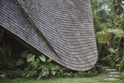 Villa Hideout Flow / Pablo Luna Studio - Imagem 6 de 24