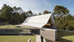 Loka Meru Ballroom  / andramatin