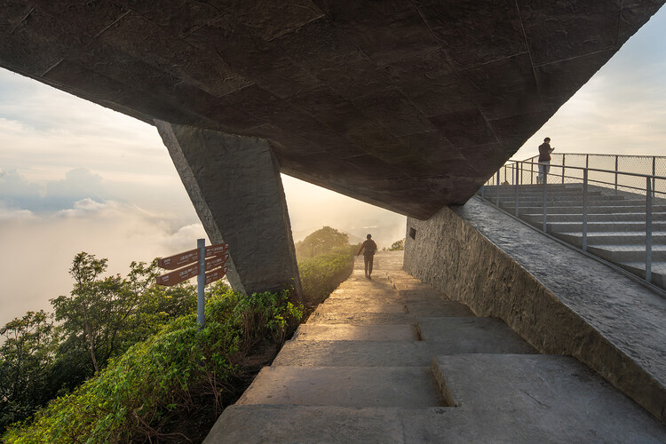 Plataforma de observación Shenzhen Meishajian/estudio line+ - Imagen 17 de 39