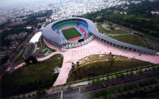 Kaohsiung National Stadium / Toyo Ito & Associates, Architects Kaohsiung National Stadium / Toyo Ito & Associates, Architects - Image 1 of 5