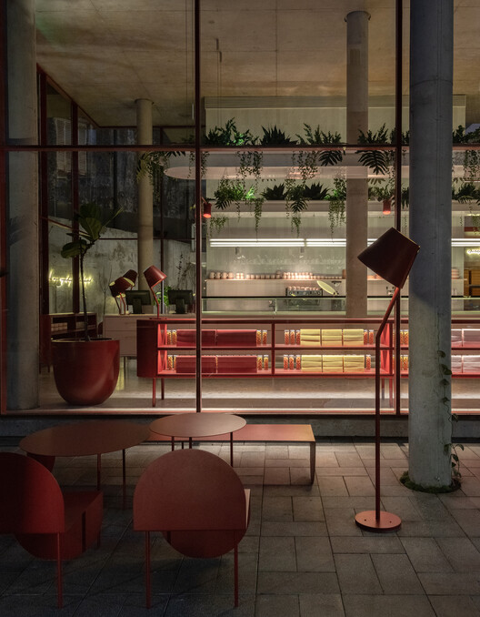 Edificio Multifuncional Asunción 4125 / MMCV - Fotografía interior, Sillas