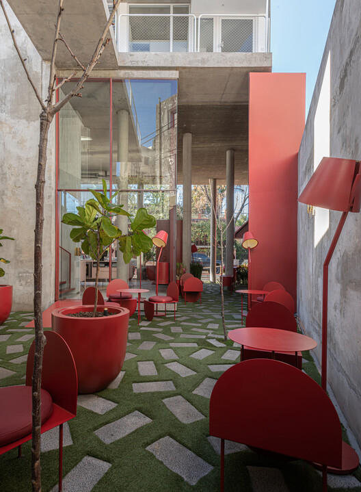 Edificio Multifuncional Asunción 4125 / MMCV - Fotografía interior, Sillas