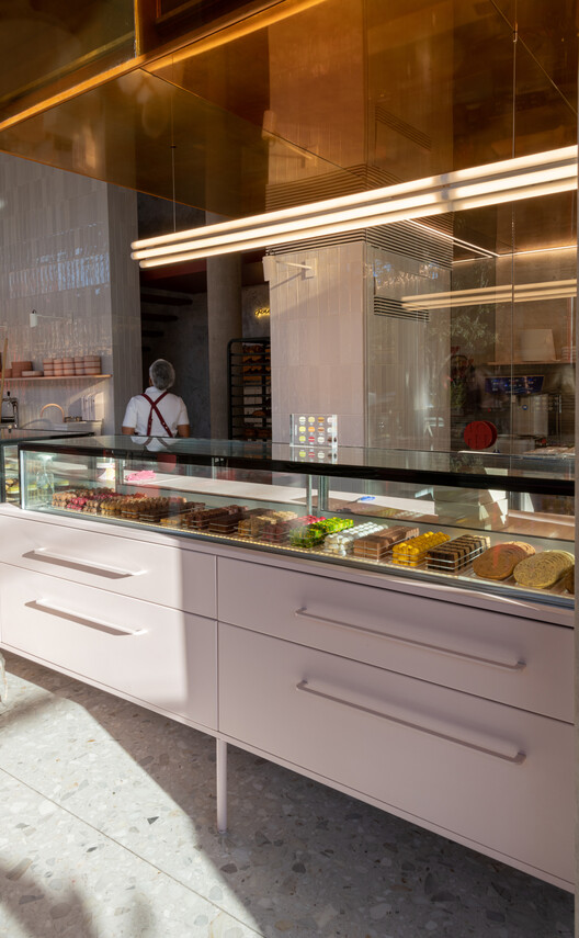 Edificio Multifuncional Asunción 4125 / MMCV - Fotografía interior, Cocina, Encimera